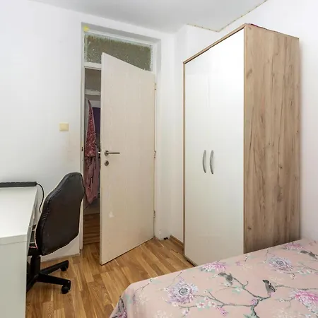 3 Bedroom Beautiful In *