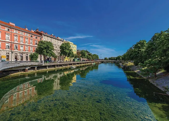 Apartman 3 Bedroom Beautiful In
