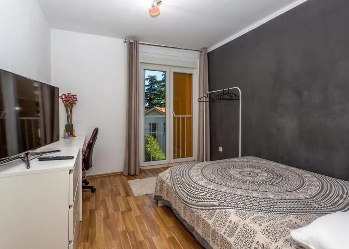 3 Bedroom Beautiful In * Rijeka