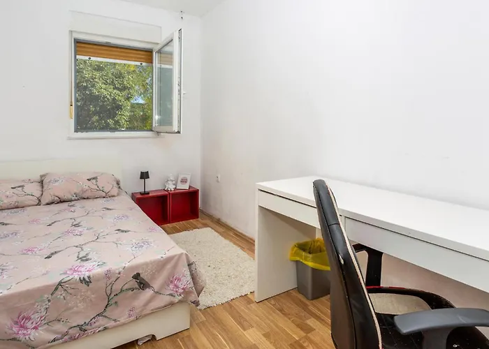 Apartman 3 Bedroom Beautiful In