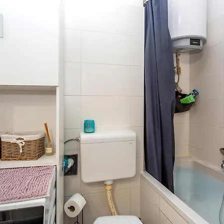 3 Bedroom Beautiful In Apartment